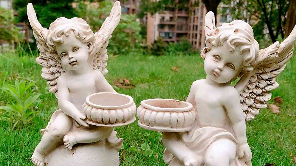 How to choose the garden statue? What's Up site